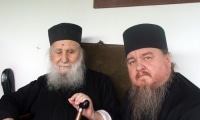 Фото на память о встрече со старцем Иосифом Ватопедским накануне Вознесения Господня 2009 года
